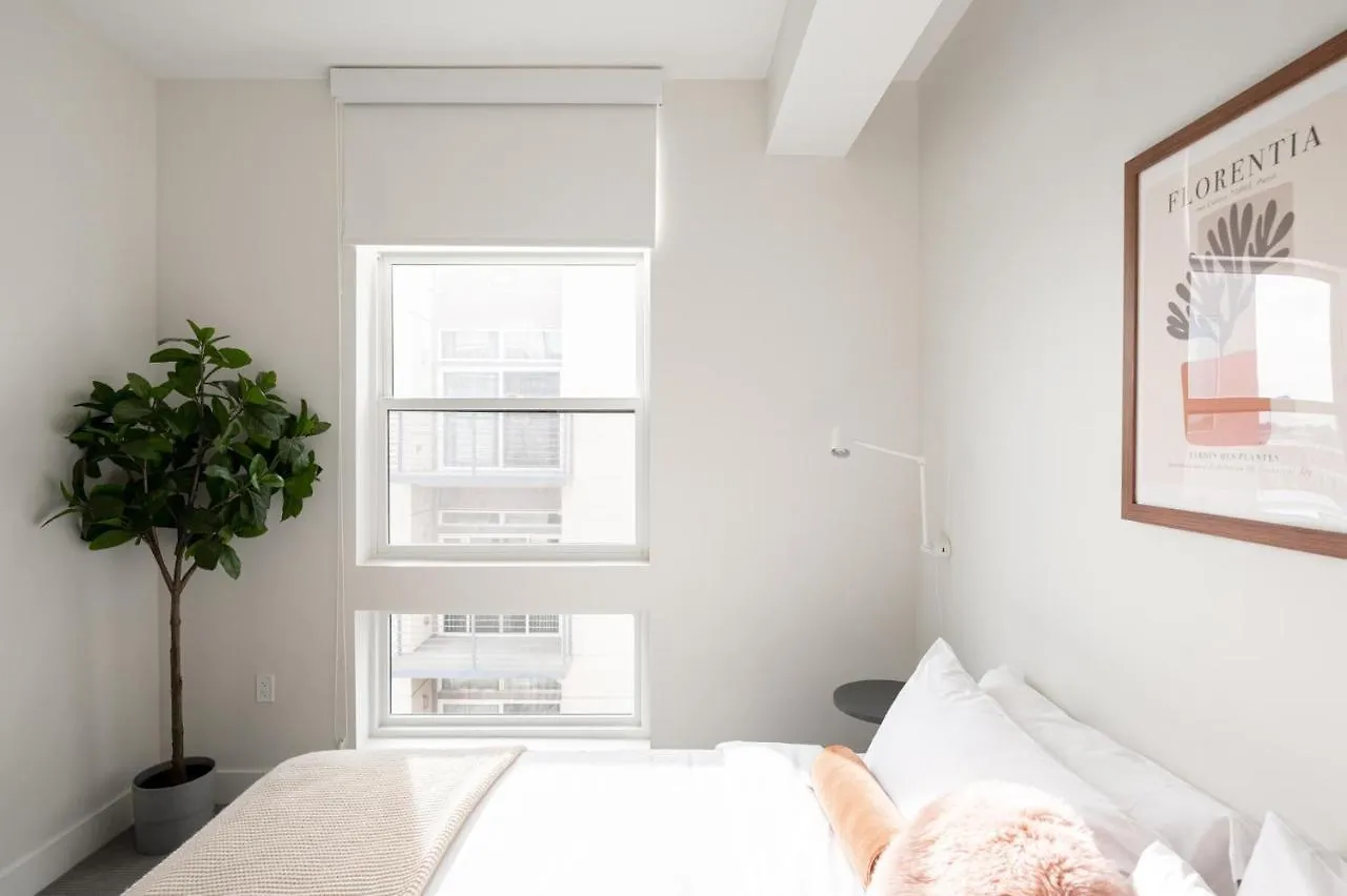 Skyline Loft - Sweeping Views - Central Lohi Denver Holiday home