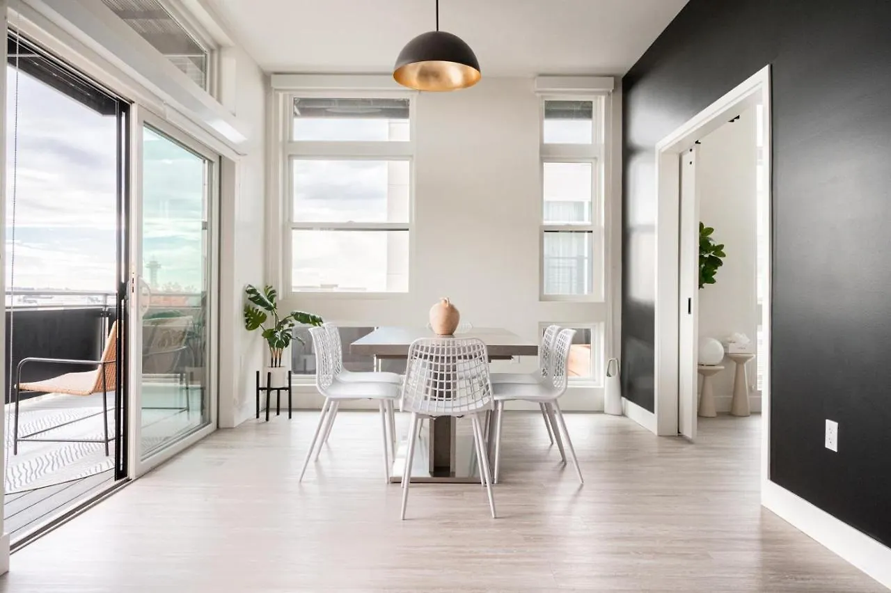 Holiday home Skyline Loft - Sweeping Views - Central Lohi Denver