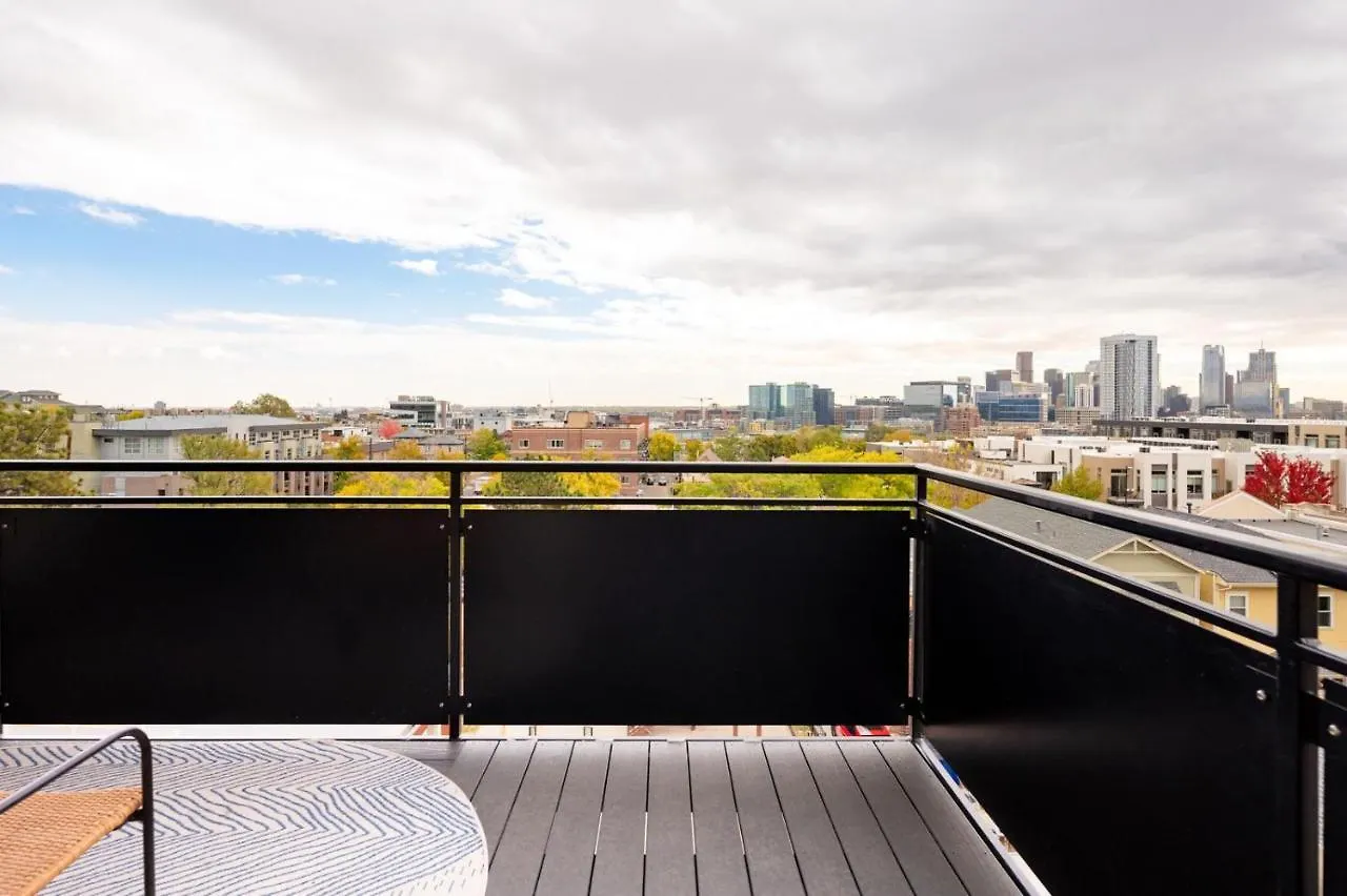 Skyline Loft - Sweeping Views - Central Lohi Denver Holiday home